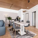 Zum Sausaler - Boutique Hotel-pension Suedsteiermark Отель *